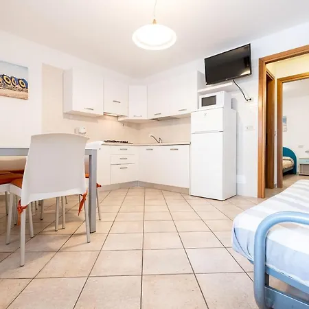 - Ammiraglia Apartment